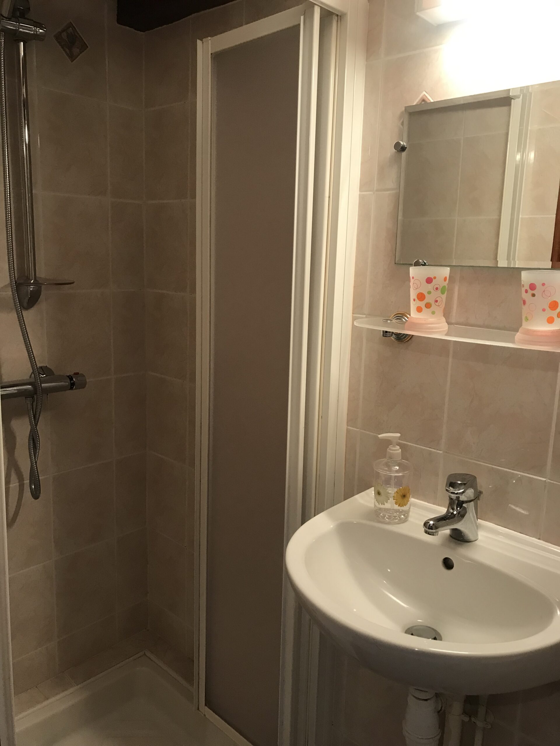 Chambre d’hôtes 3 salle d’eau